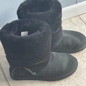 UGG Alaia 1016564 Black Suede Fur Cuff Short Boots Women's Size US 8